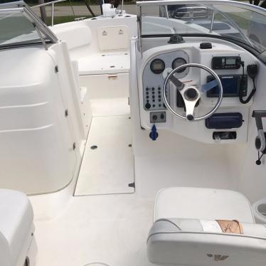 2006 Wellcraft 220 sportsman