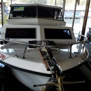 1979 Carver cabin cruiser - mercruiser