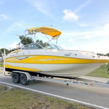 2009 Hurricane sun deck 2400