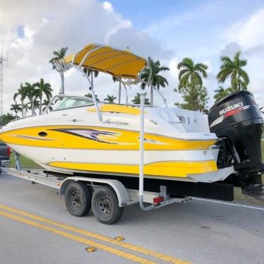 2009 Hurricane sun deck 2400