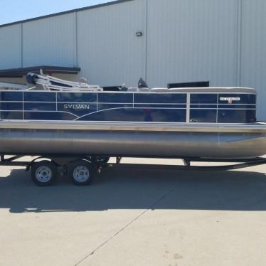 2015 Sylvan mirage 8522 party fish