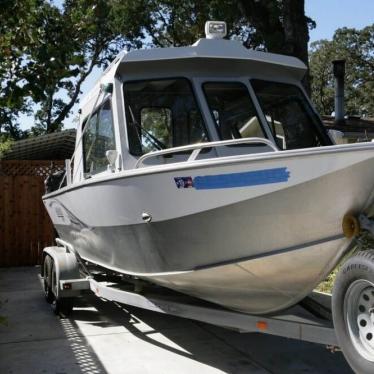 Hewescraft 220 Sea Runner Pilothouse 2005 for sale for $49,000 - Boats ...