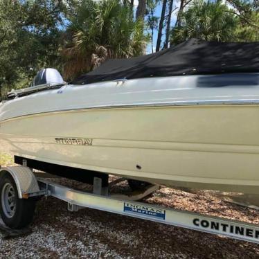 2016 Stingray 182 sc deck boat