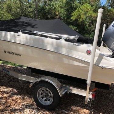 2016 Stingray 182 sc deck boat