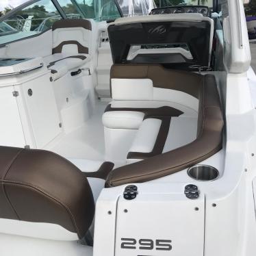 2015 Monterey 295 sport yacht