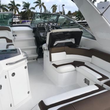 2015 Monterey 295 sport yacht