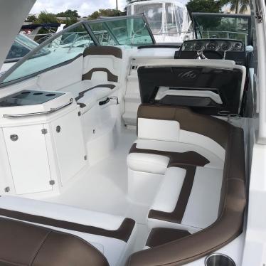 2015 Monterey 295 sport yacht