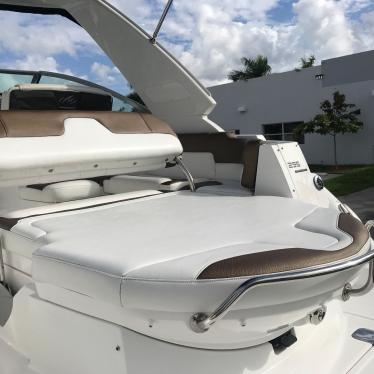 2015 Monterey 295 sport yacht