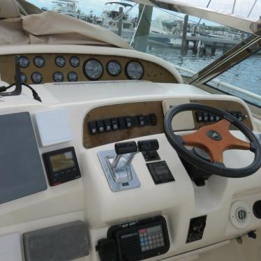 1995 Sea Ray 370 sundancer diesel