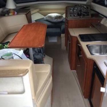 2006 Bayliner 288 discovery command bridge