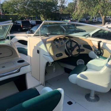 2001 Sea Ray signature