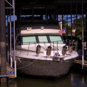 1988 Sea Ray 415 aft cabin