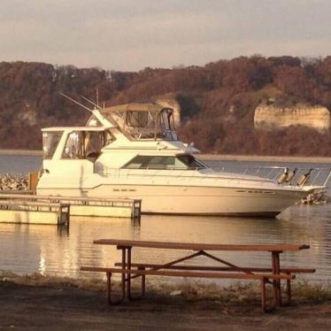 1988 Sea Ray 415 aft cabin