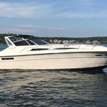 1989 Sea Ray 390 express cruiser