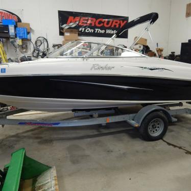 2005 Rinker 19.2