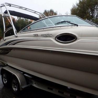 2004 Sea Ray 240 sundeck