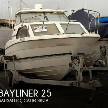 1998 Bayliner 25