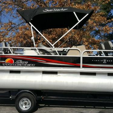 2012 Sun Tracker fishin' bare 22 signature series