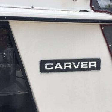 1986 Carver 32