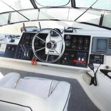 1991 Carver 36 aft cabin