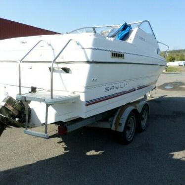 1993 Bayliner 2252