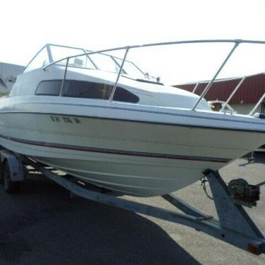 1993 Bayliner 2252