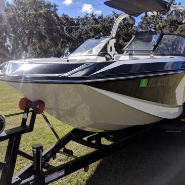 2018 Nautique g21