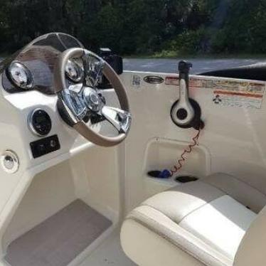 2016 Stingray 182 sc deck boat