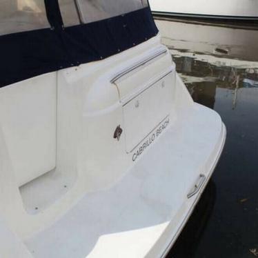 2001 Bayliner 30 express cruiser