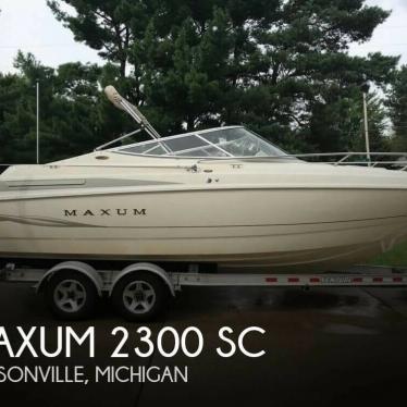 1999 Maxum 2300 sc