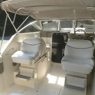 2003 Bayliner 2252