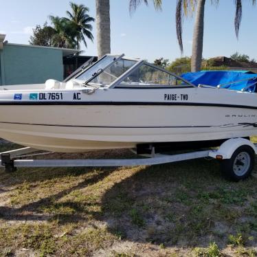 2004 Bayliner 175