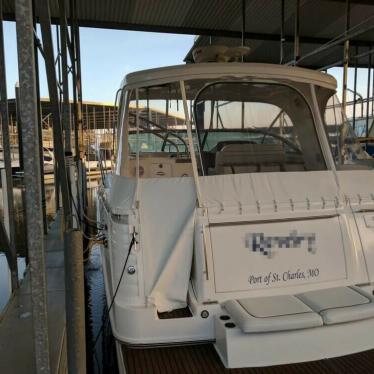 2008 Rinker 400