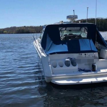 1994 Sea Ray 37 express cruiser