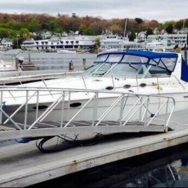 1994 Sea Ray 37 express cruiser