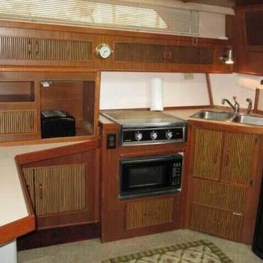 1987 Sea Ray 390 express cruiser - 2011 cat diesels