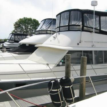 1986 Silverton 40 aft cabin