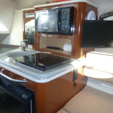 2010 Sea Ray 240 sundancer