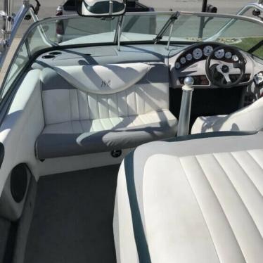 2001 Mastercraft 190 prostar