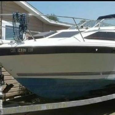 Bayliner 1985