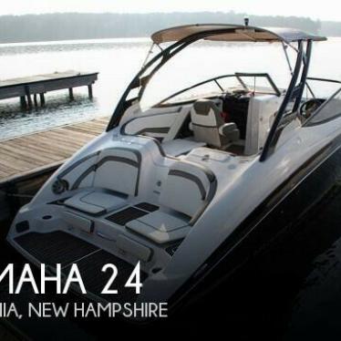 2015 Yamaha 24