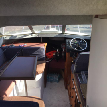 1987 Bayliner trophy 2560