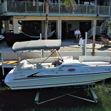 1998 Sea Ray sun deck