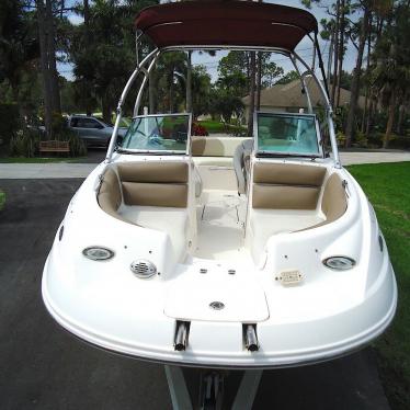 2005 Chaparral 216 sunesta