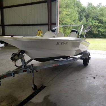 2010 Boston Whaler 150 sport