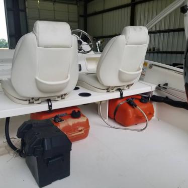 2010 Boston Whaler 150 sport