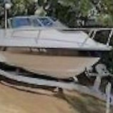 2002 Bayliner cuddy cabin capri 1952