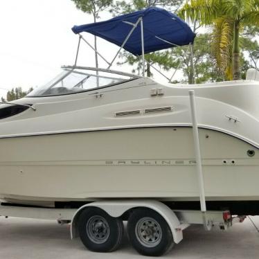 2004 Bayliner 265