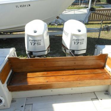 1987 Boston Whaler outrage 25