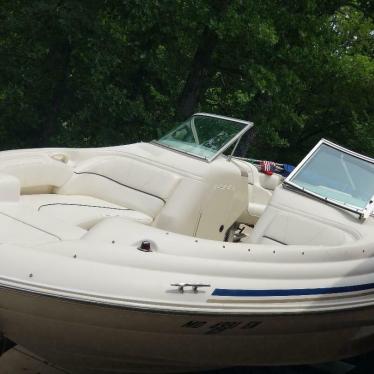 2002 Sea Ray 210